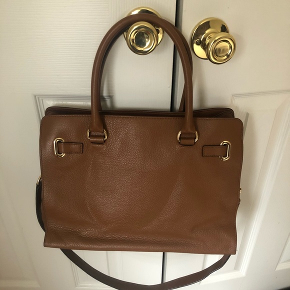 New MK purse - Picture 2 of 6